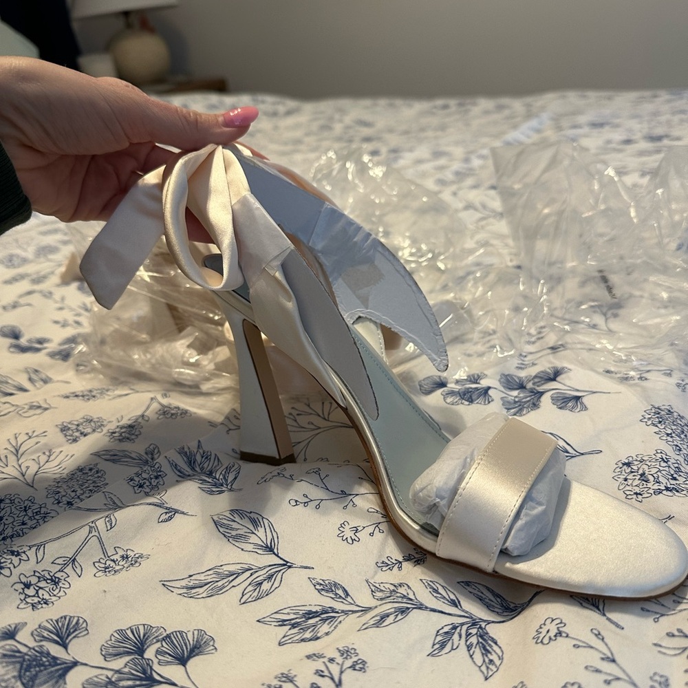 Elegant Ivory High Heel Sandals